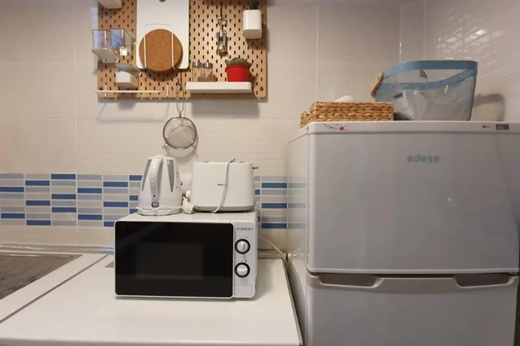 Apartamento suite San Roque. Street Lecha Marzo. Sevilla